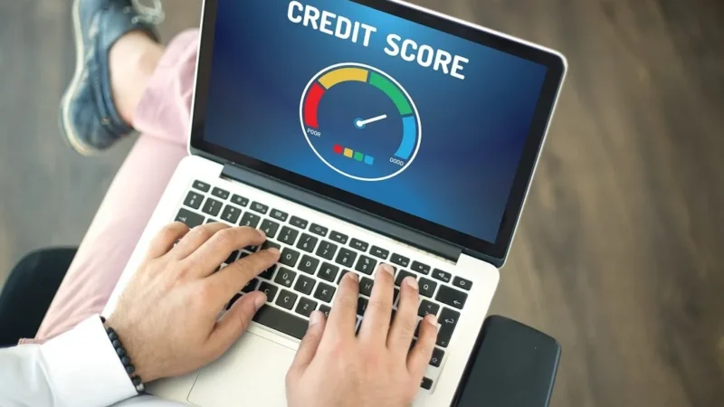 What is the Lowest Credit Score in UK ?